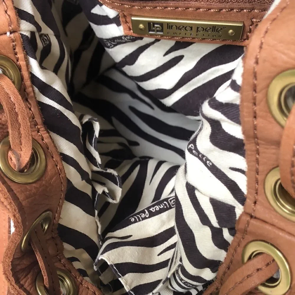 Linea Pelle drawstring bag
